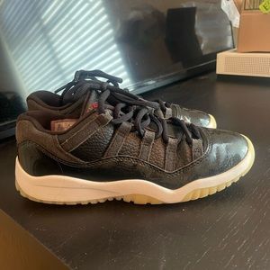 Air Jordan Retro 11 Black size 3Y Nike Sneakers 505835-001